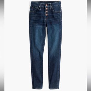 Madewell Tall 9" Mid-Rise Skinny Jeans in Hayes Wash: Button-Front Edition